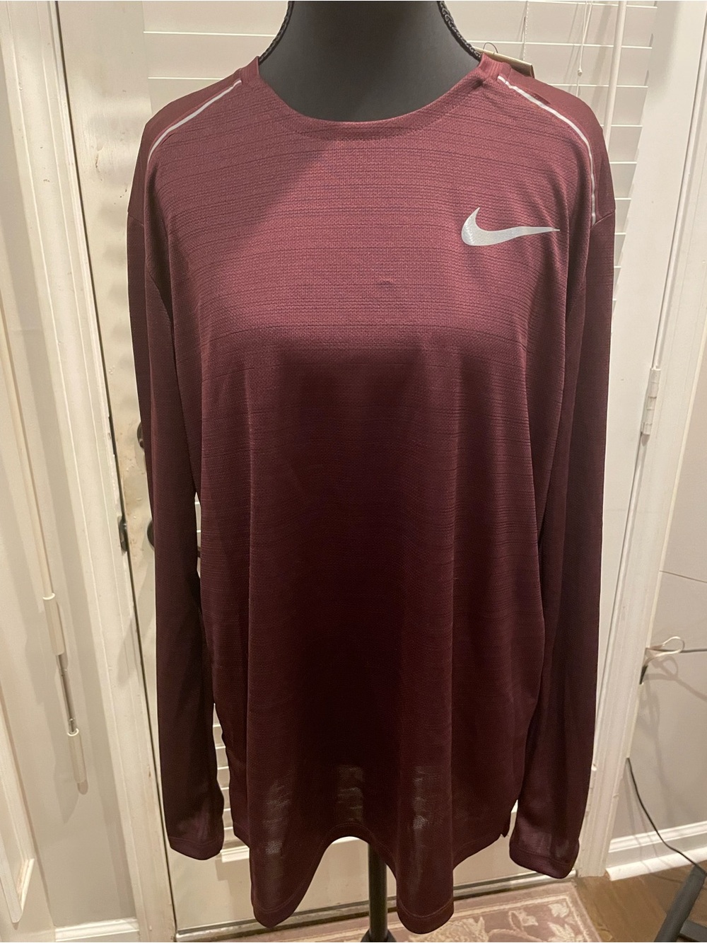 Nike Men's Maroon Long-Sleeve Dri-FIT Shirt. NWT